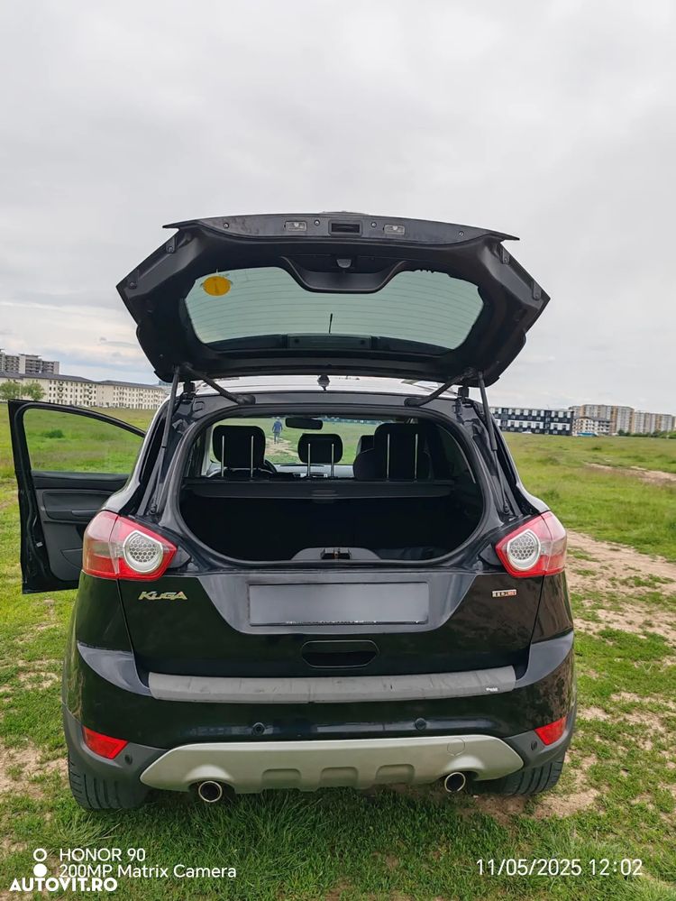 Ford Kuga 2.0 TDCi 4WD Powershift Titanium - 6