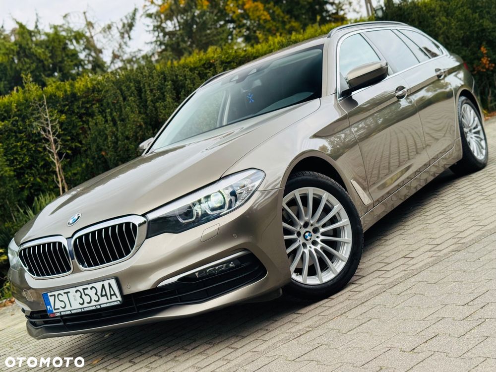 BMW Seria 5 520d xDrive Touring - 2