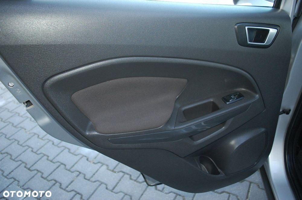 Ford EcoSport - 34