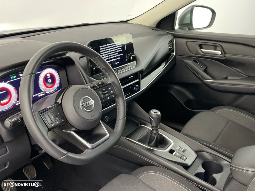 Nissan Qashqai 1.3 DIG-T N-Connecta - 16