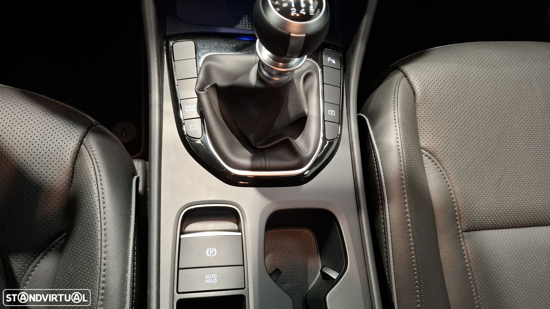 Hyundai Tucson 1.6 CRDi Vanguard - 15
