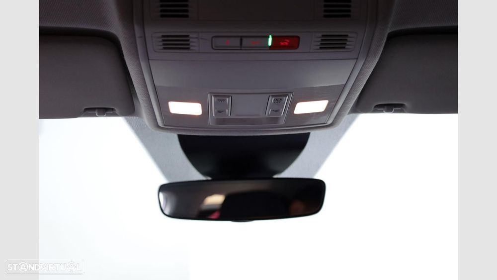SEAT Ibiza 1.0 TSI Style — fotografia 17