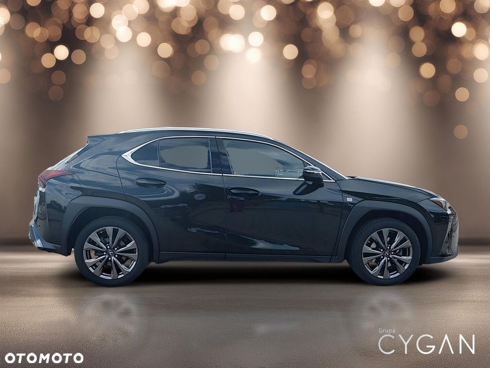 Lexus UX 250h GPF F Sport Design 2WD - 8