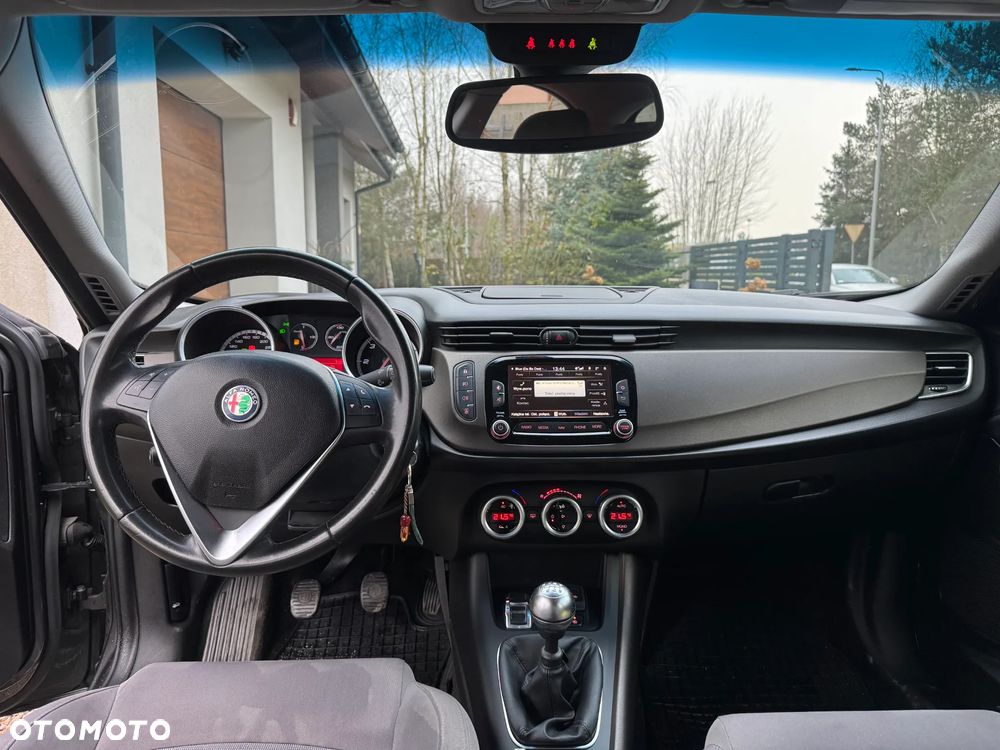 Alfa Romeo Giulietta - 13