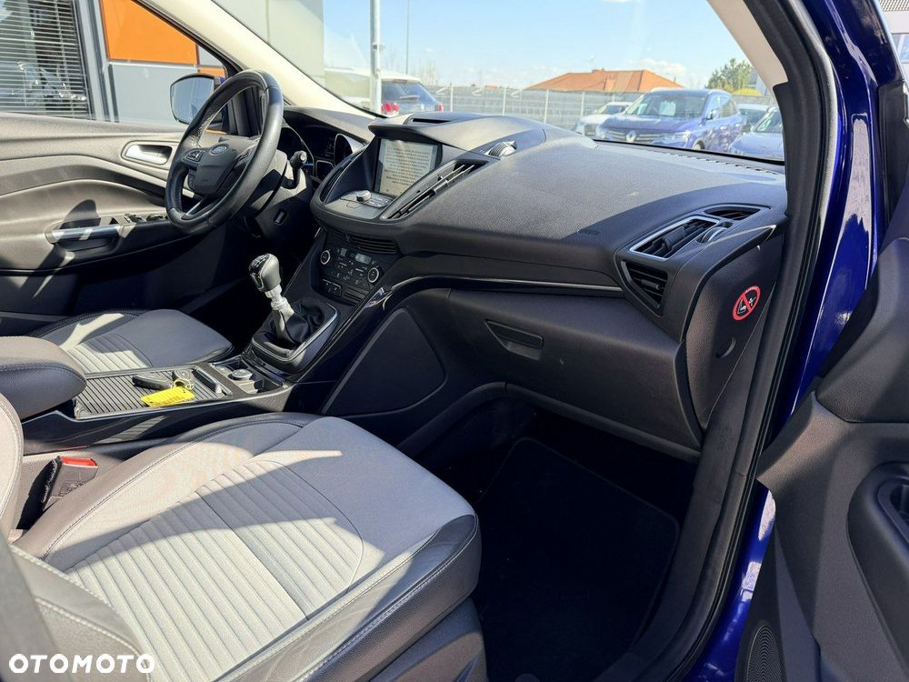 Ford Kuga 2.0 TDCi 4x2 Titanium - 15