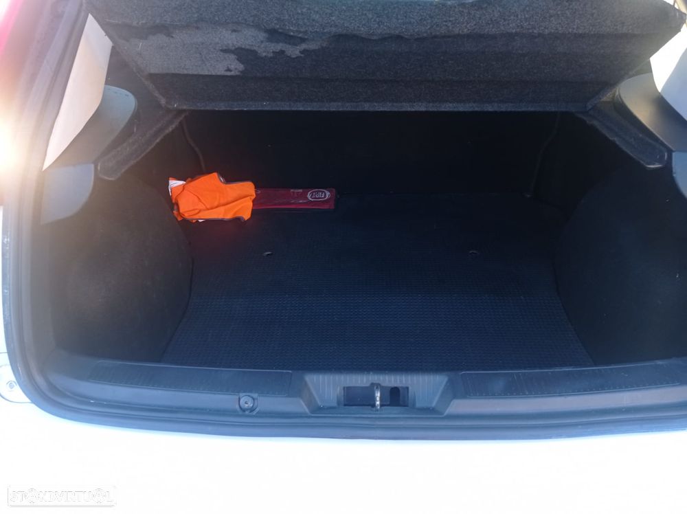 Fiat Grande Punto - 2