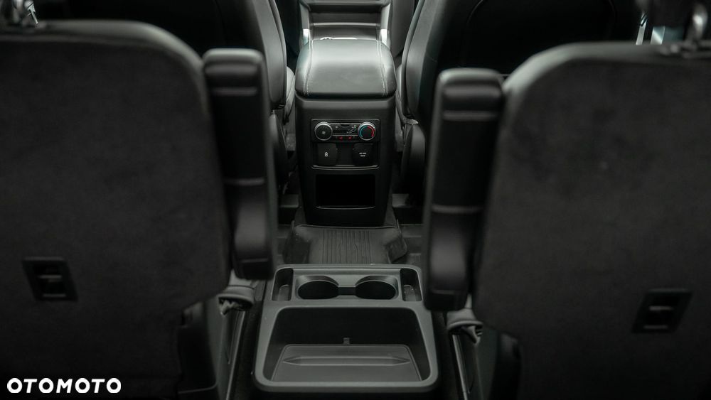 Ford Explorer - 23