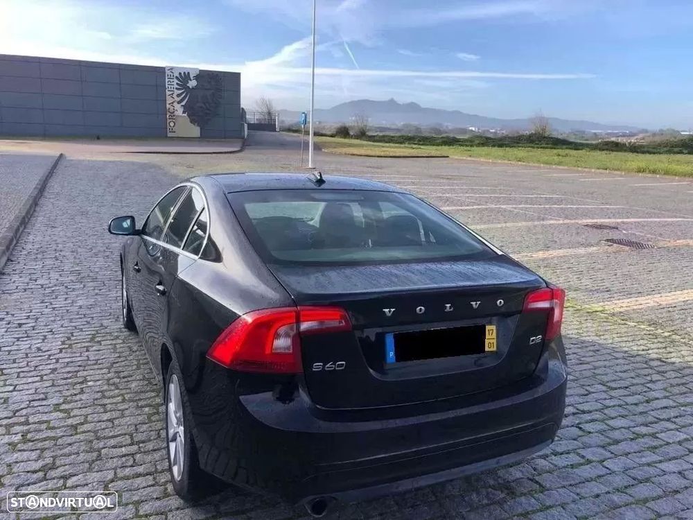 Volvo S60 2.0 D2 Kinetic Geartronic - 10