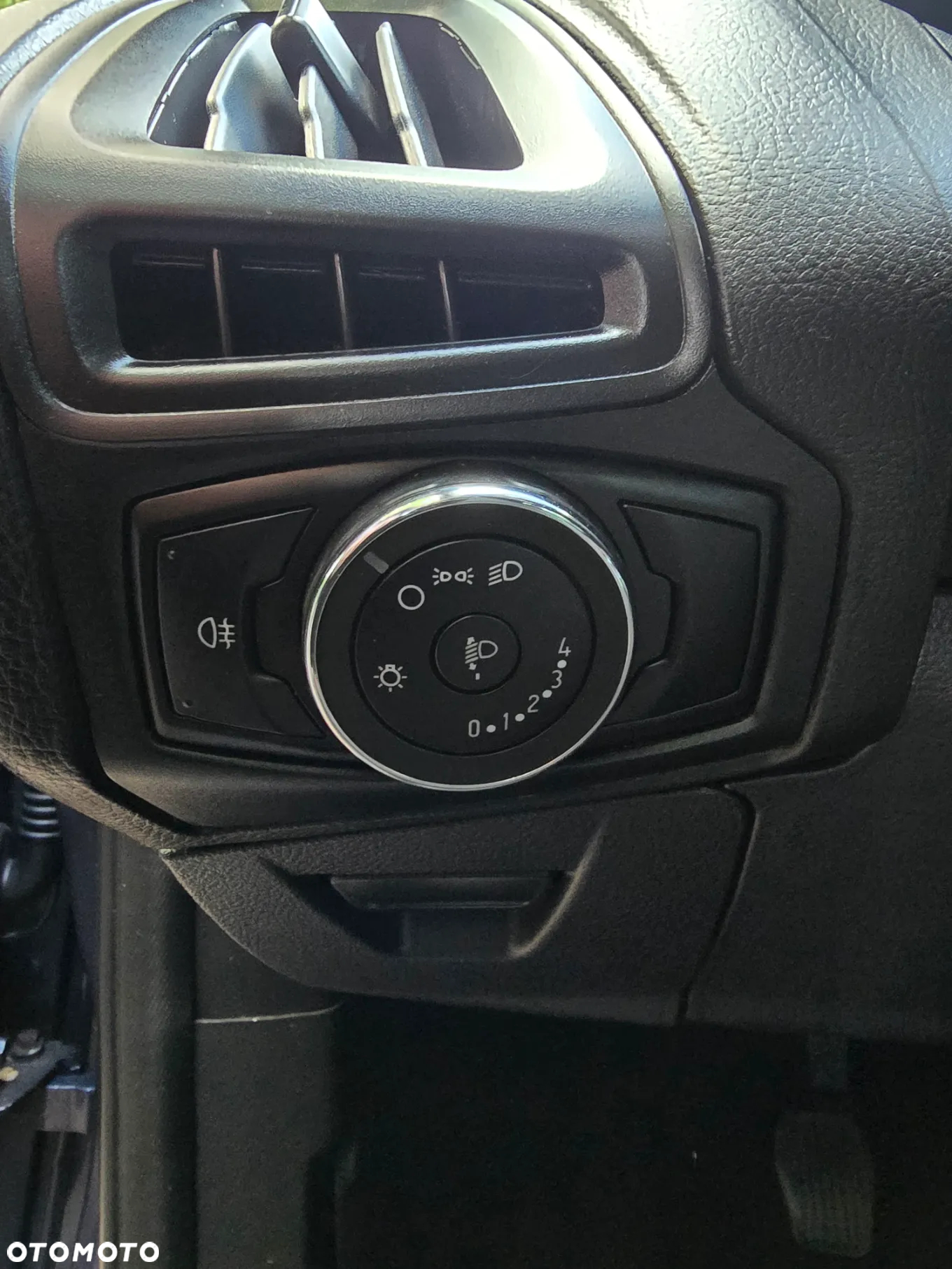 Ford Focus 1.6 FF Ambiente - 22