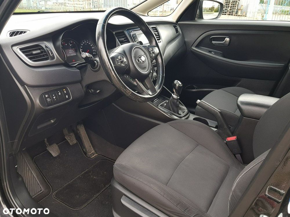 Kia Carens 1.7 CRDi Vision - 10