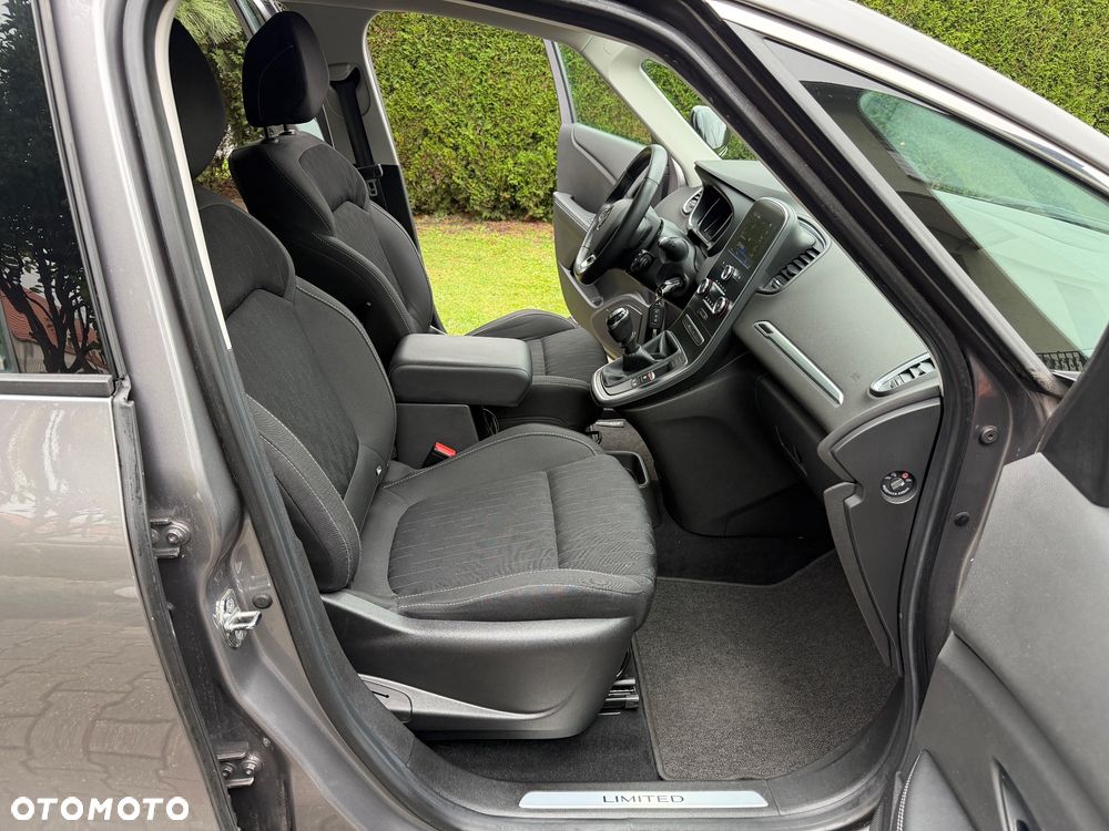 Renault Scenic TCe 115 GPF BUSINESS EDITION - 27