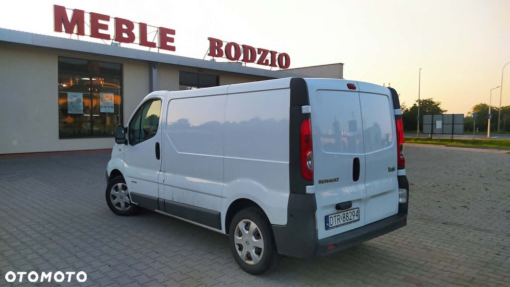 Renault Trafic - 9