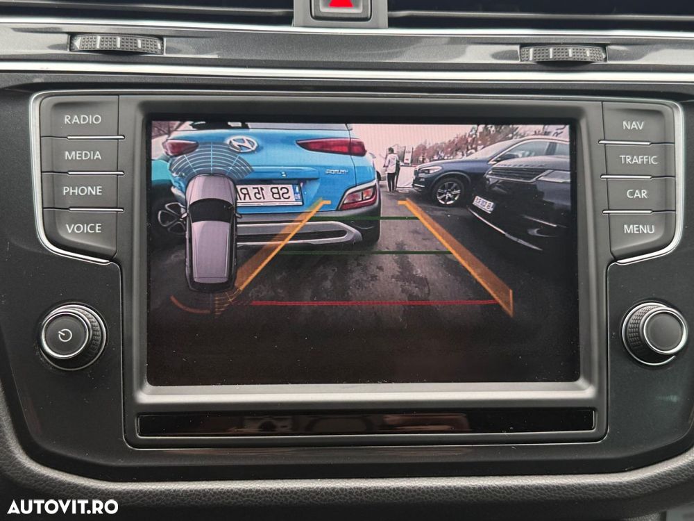 Volkswagen Tiguan - 18