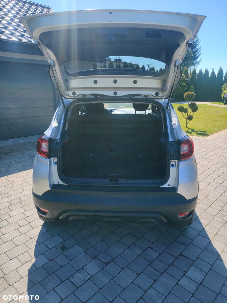 Renault Captur - 16