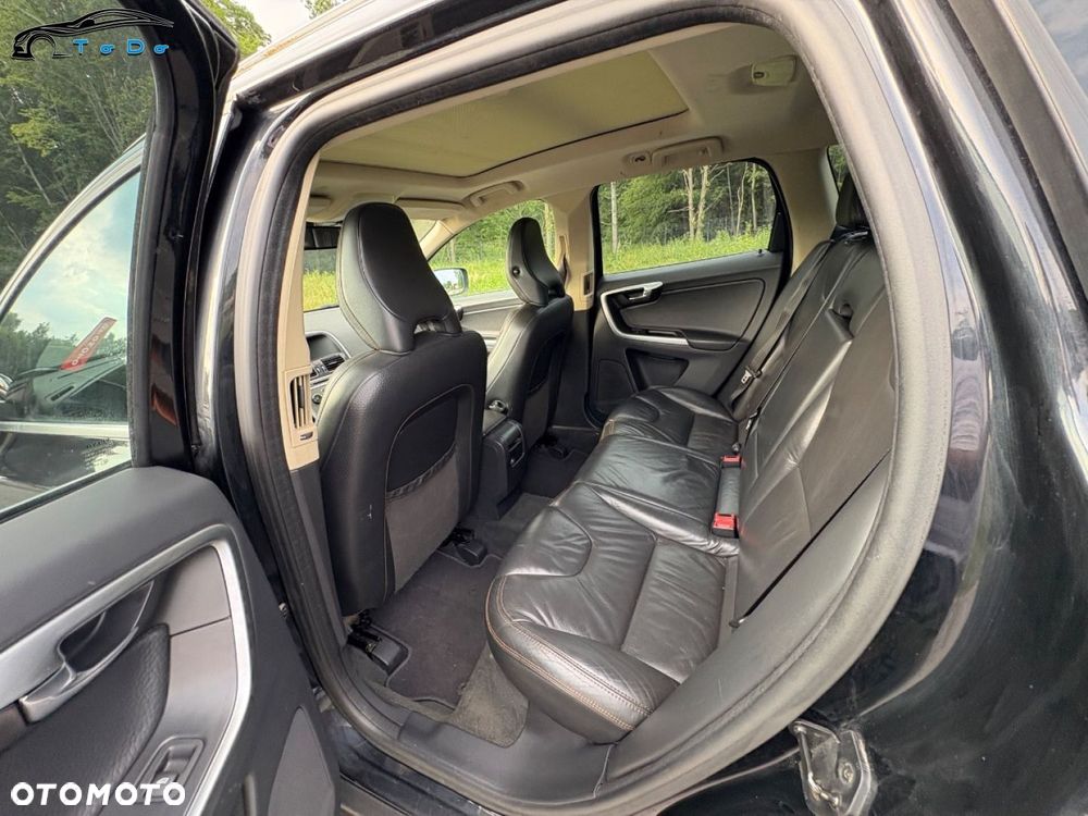 Volvo XC 60 2.4D AWD Summum - 25