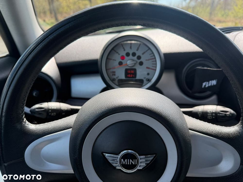 MINI ONE Standard - 6