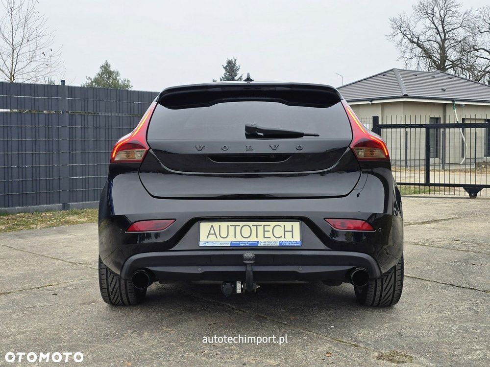 Volvo V40 - 33