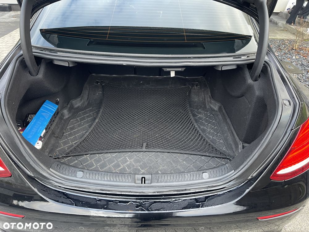 Mercedes-Benz Klasa E - 11