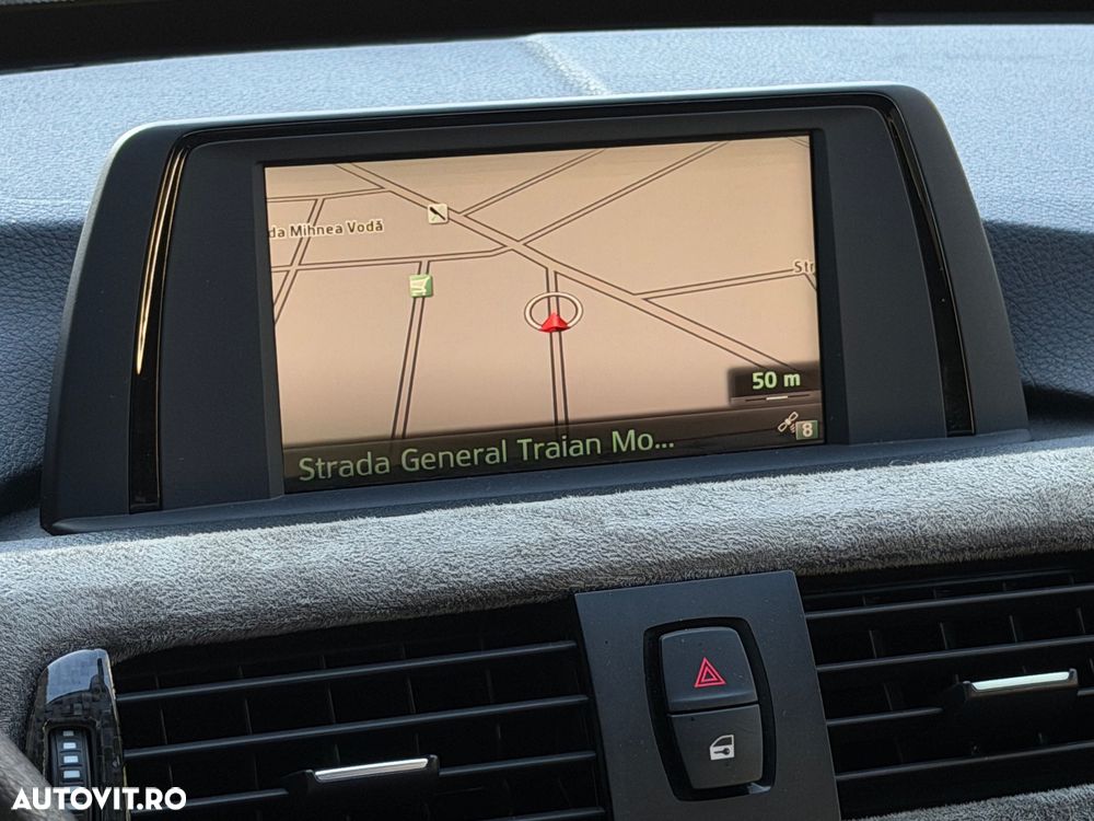 BMW Seria 3 320i Advantage - 34