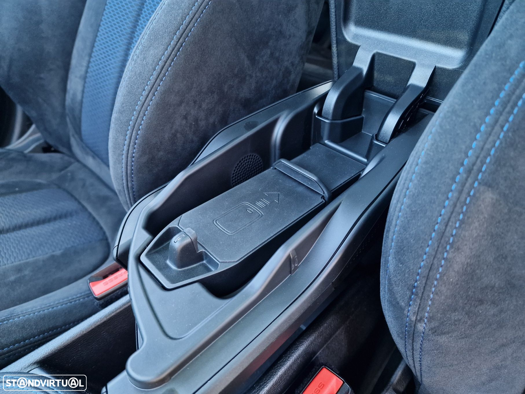 BMW X2 18 d sDrive Auto Pack M - 31