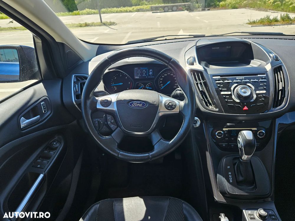 Ford Kuga 2.0 TDCi Powershift 4WD Titanium - 13