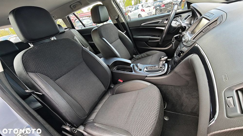 Opel Insignia - 33