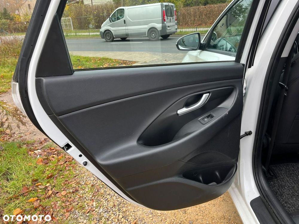 Hyundai i30 - 29