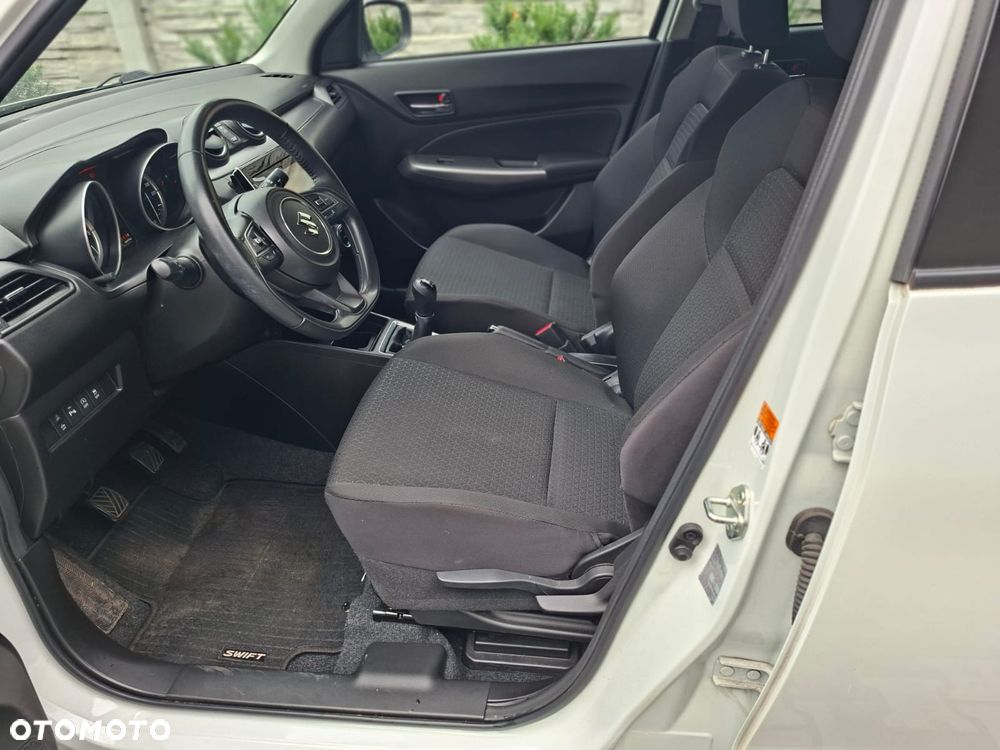 Suzuki Swift 1.2 Dualjet Hybrid Allgrip Comfort - 17