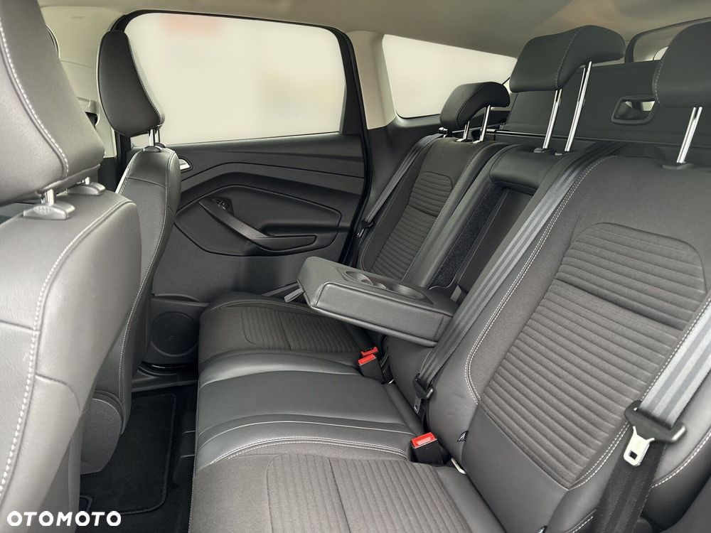 Ford Kuga 1.5 EcoBoost FWD Titanium - 20