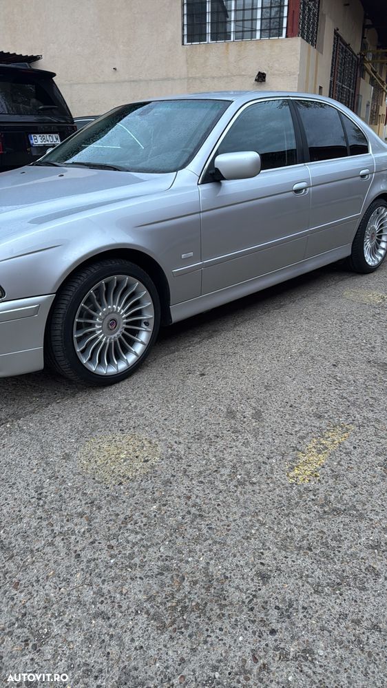 BMW Seria 5 525dA - 9
