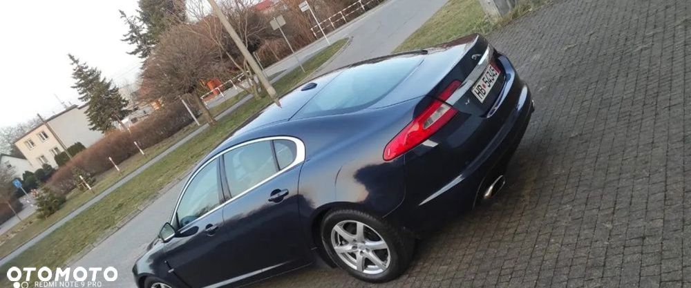 Jaguar XF 2.7 V6 Premium Luxury - 16