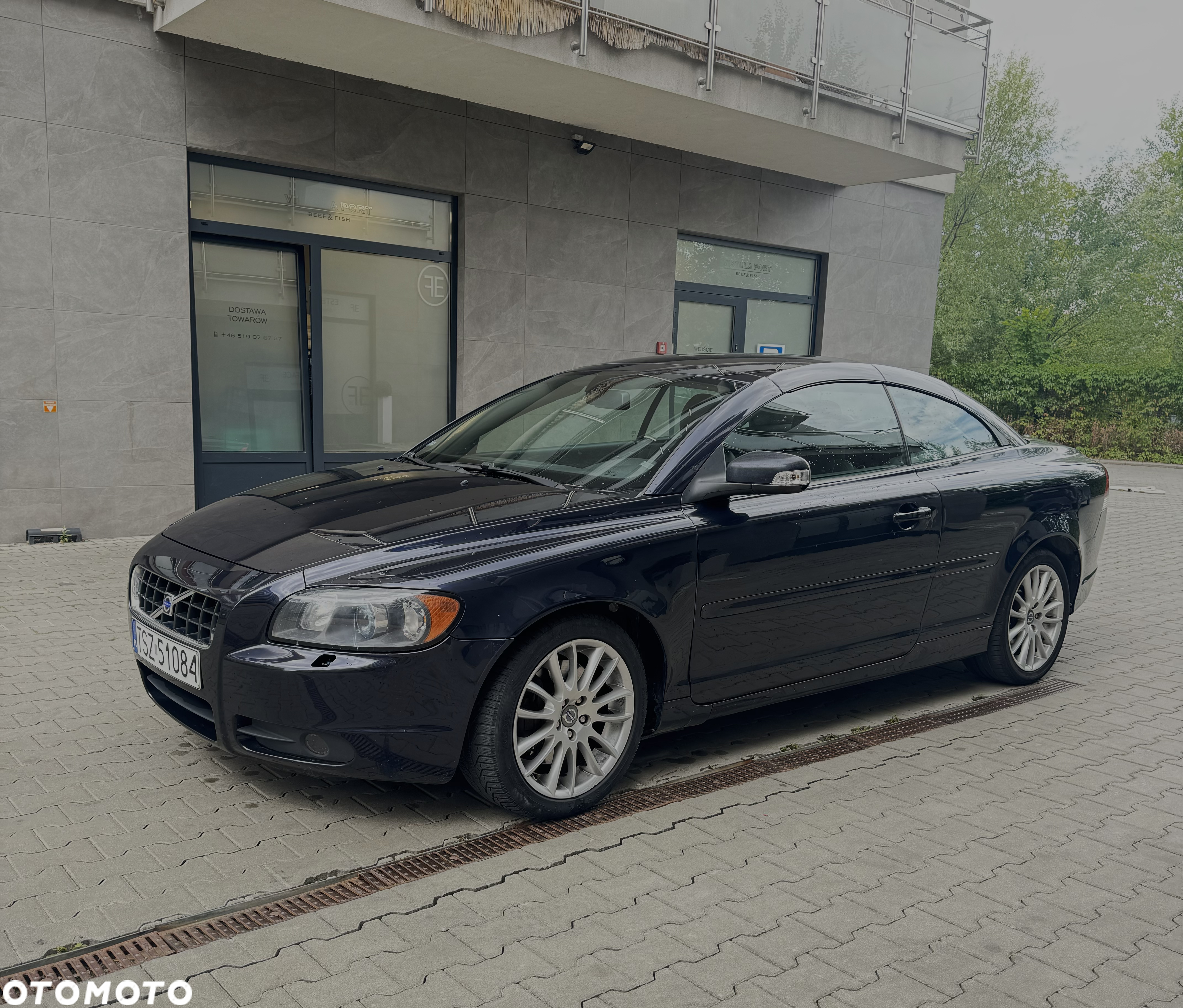 Volvo C70 D5 Momentum - 24