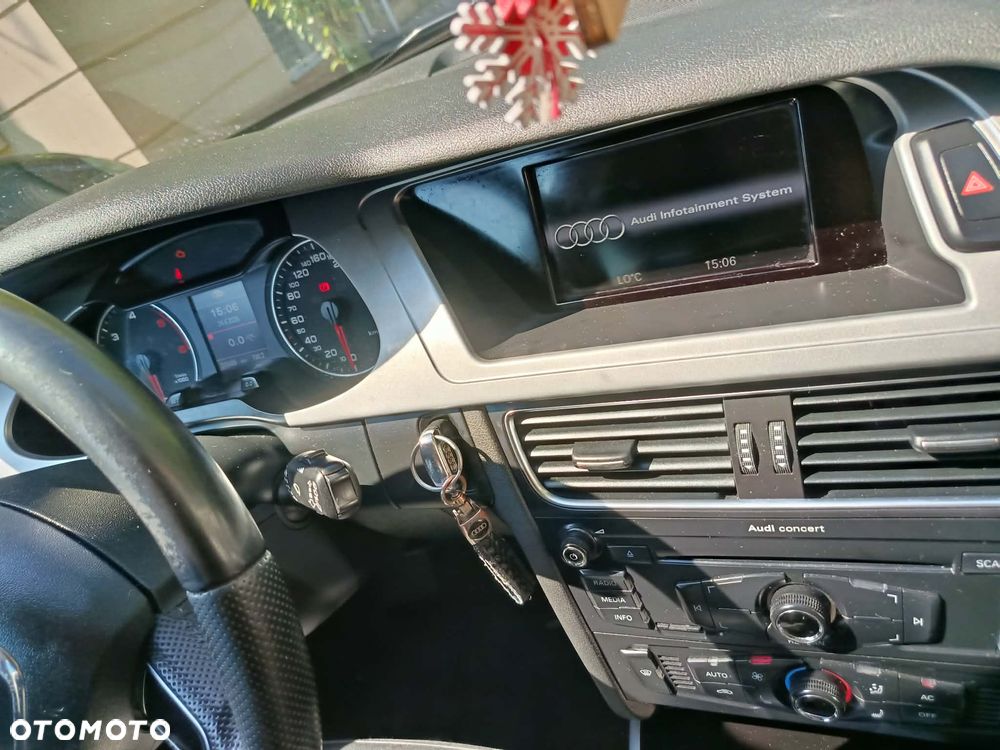 Audi A4 Avant 2.0 TDI Quattro - 24