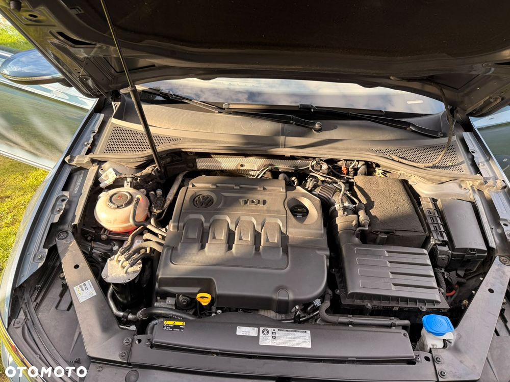 Volkswagen Passat 2.0 TDI BMT Comfortline DSG - 27