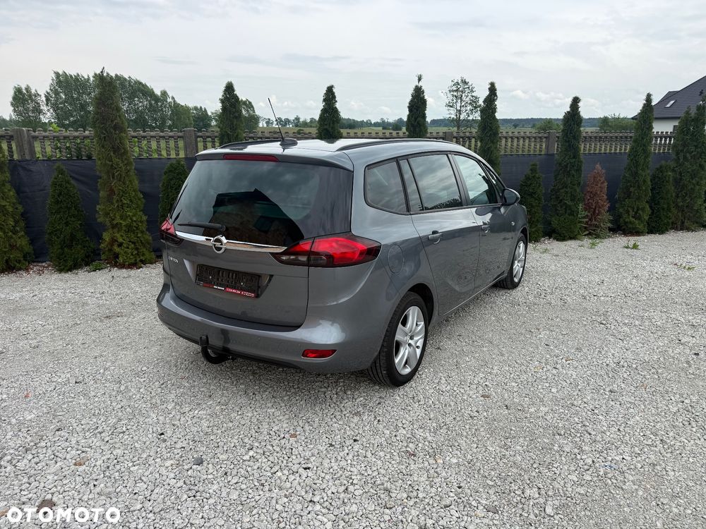 Opel Zafira - 9