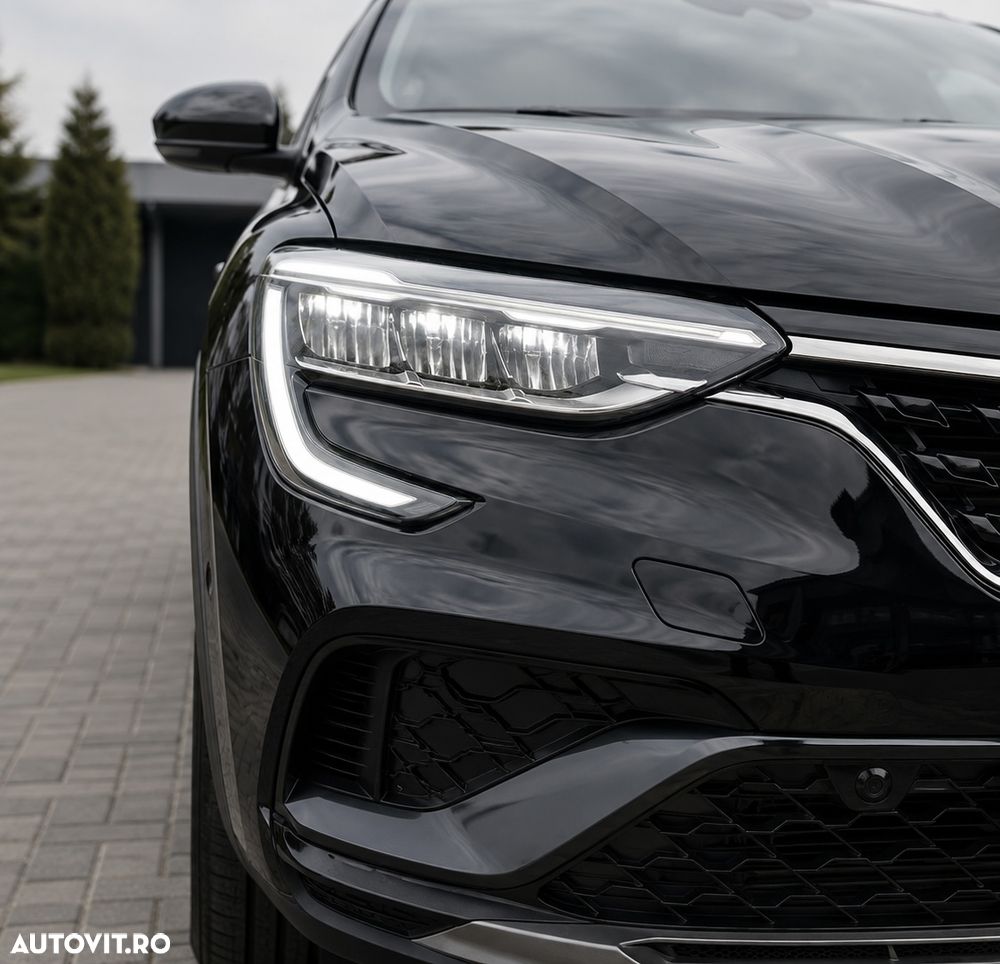 Renault Arkana E-TECH RS Line - 11