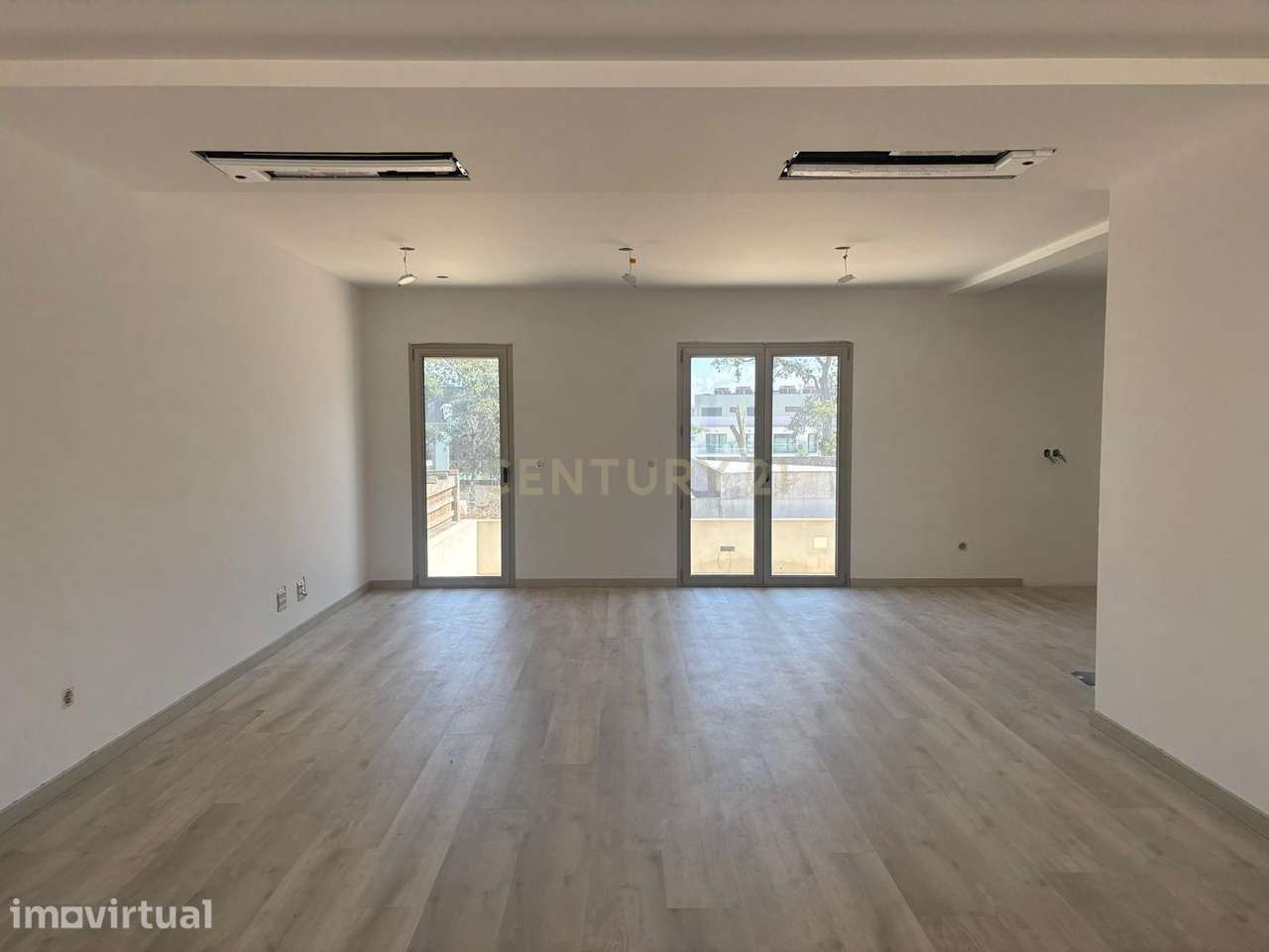 Moradia T3 em Parceiros – Conforto, Elegância e uma Localização Privil - Grande imagem: 5/33