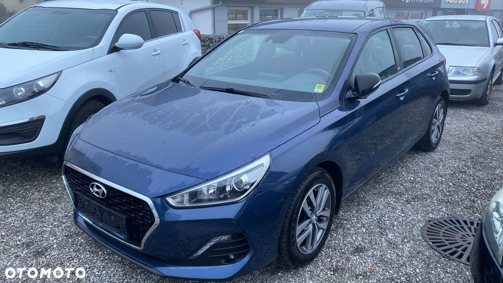 Hyundai i30 blue 1.4 Style - 9