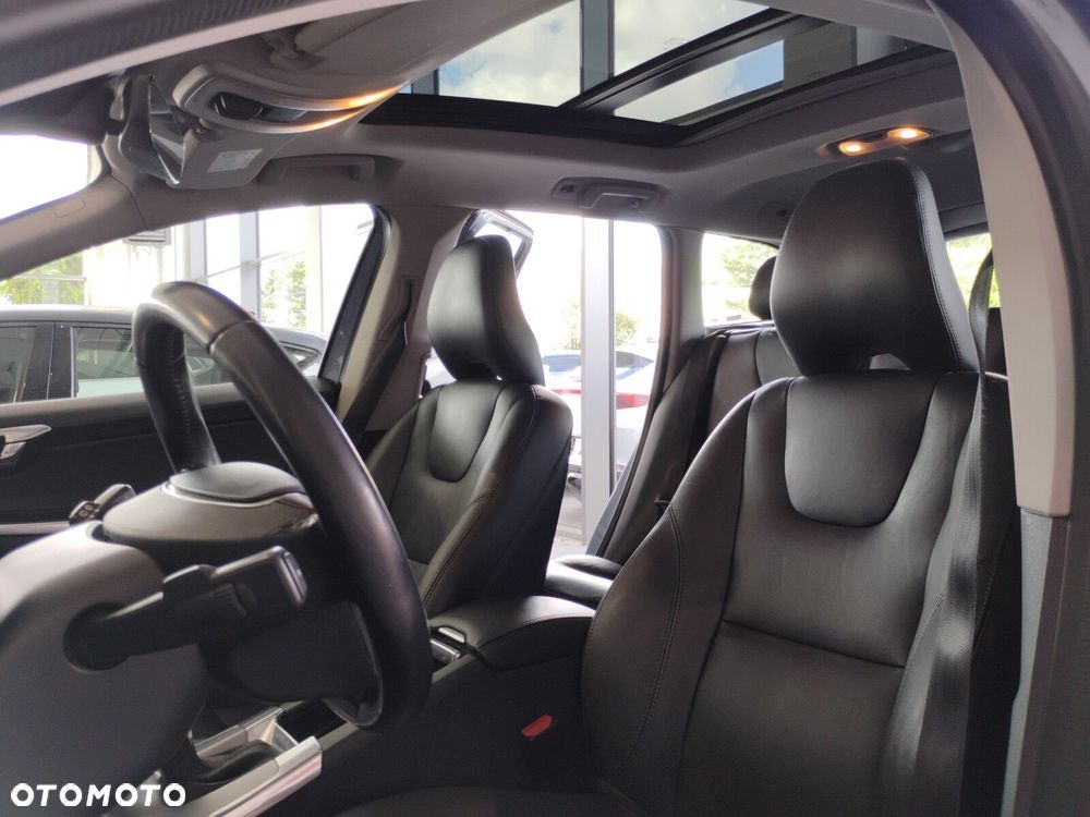Volvo XC 60 - 15