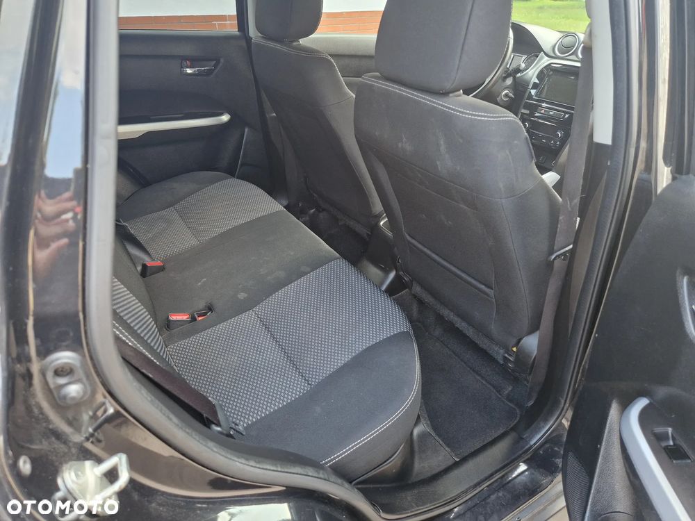 Suzuki Vitara 1.6 Premium 2WD - 9