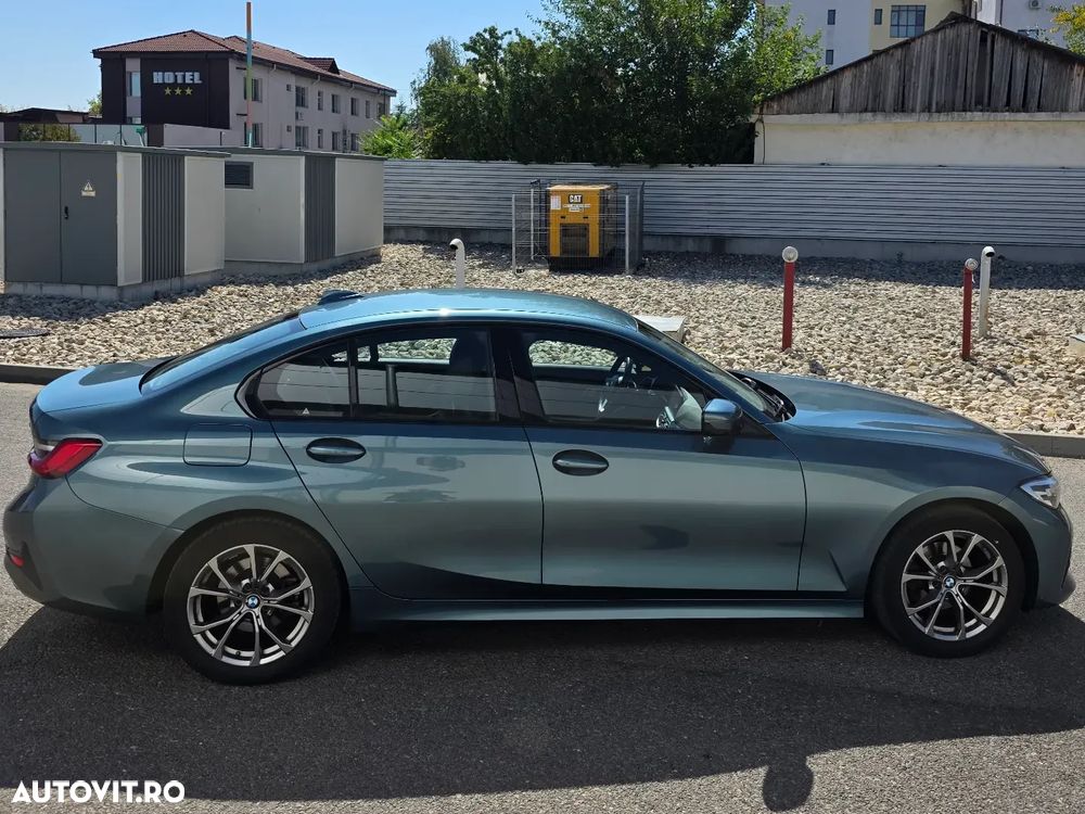 BMW Seria 3 318d - 3