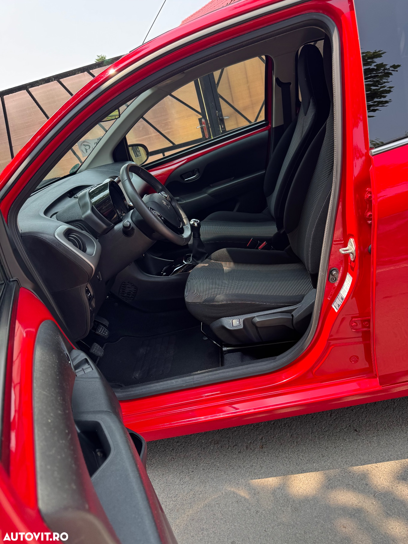 Peugeot 108 PureTech 82 Allure - 13