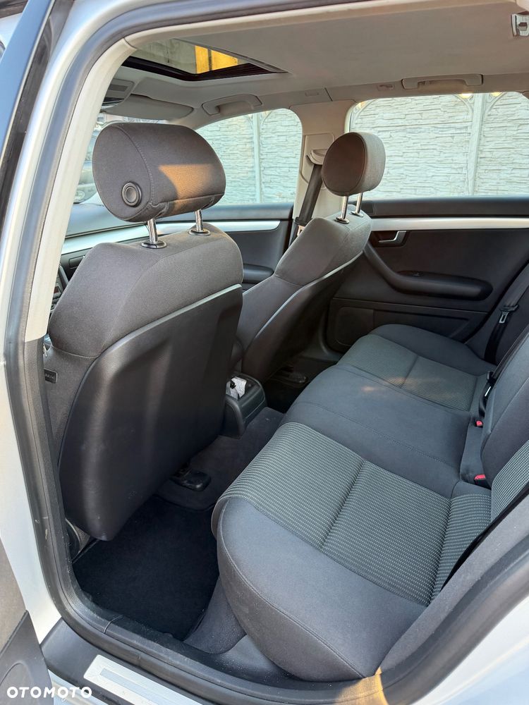 Audi A4 Avant 2.0 TDI - 12