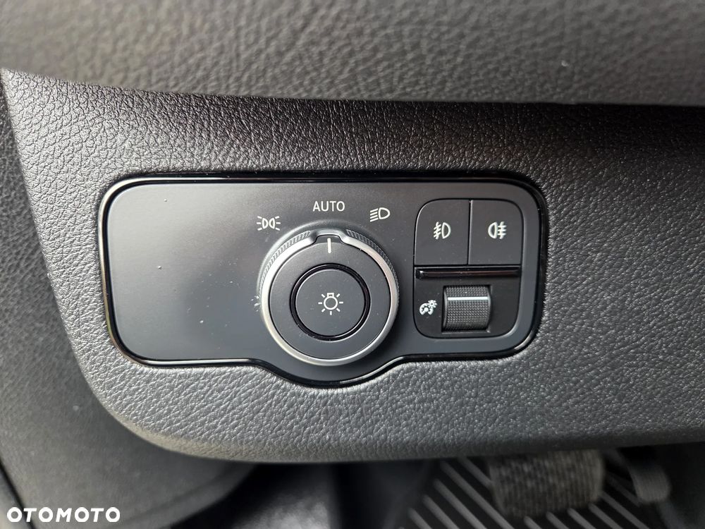 Mercedes-Benz Sprinter - 29