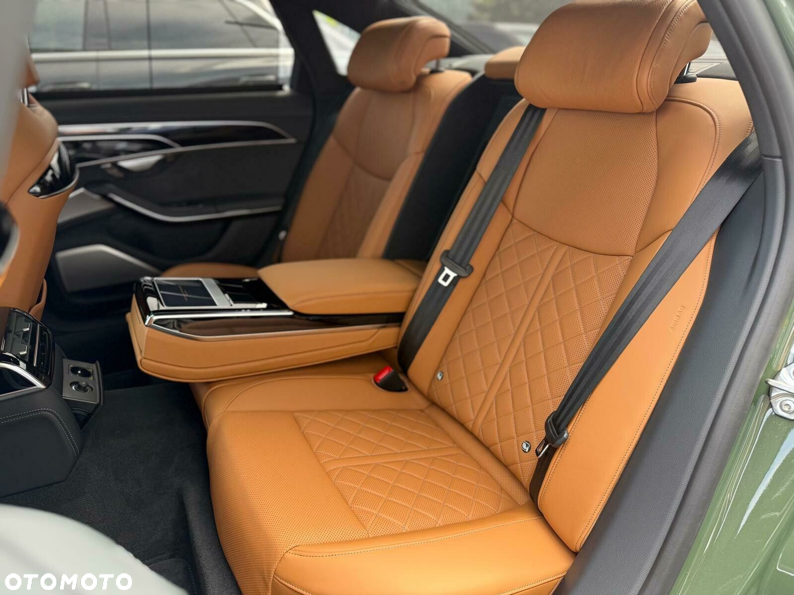 Audi A8 - 21