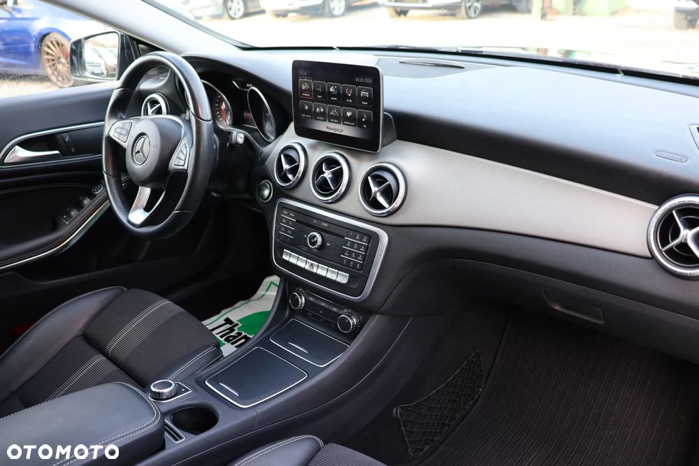 Mercedes-Benz CLA 220 (CDI) d 7G-DCT - 13