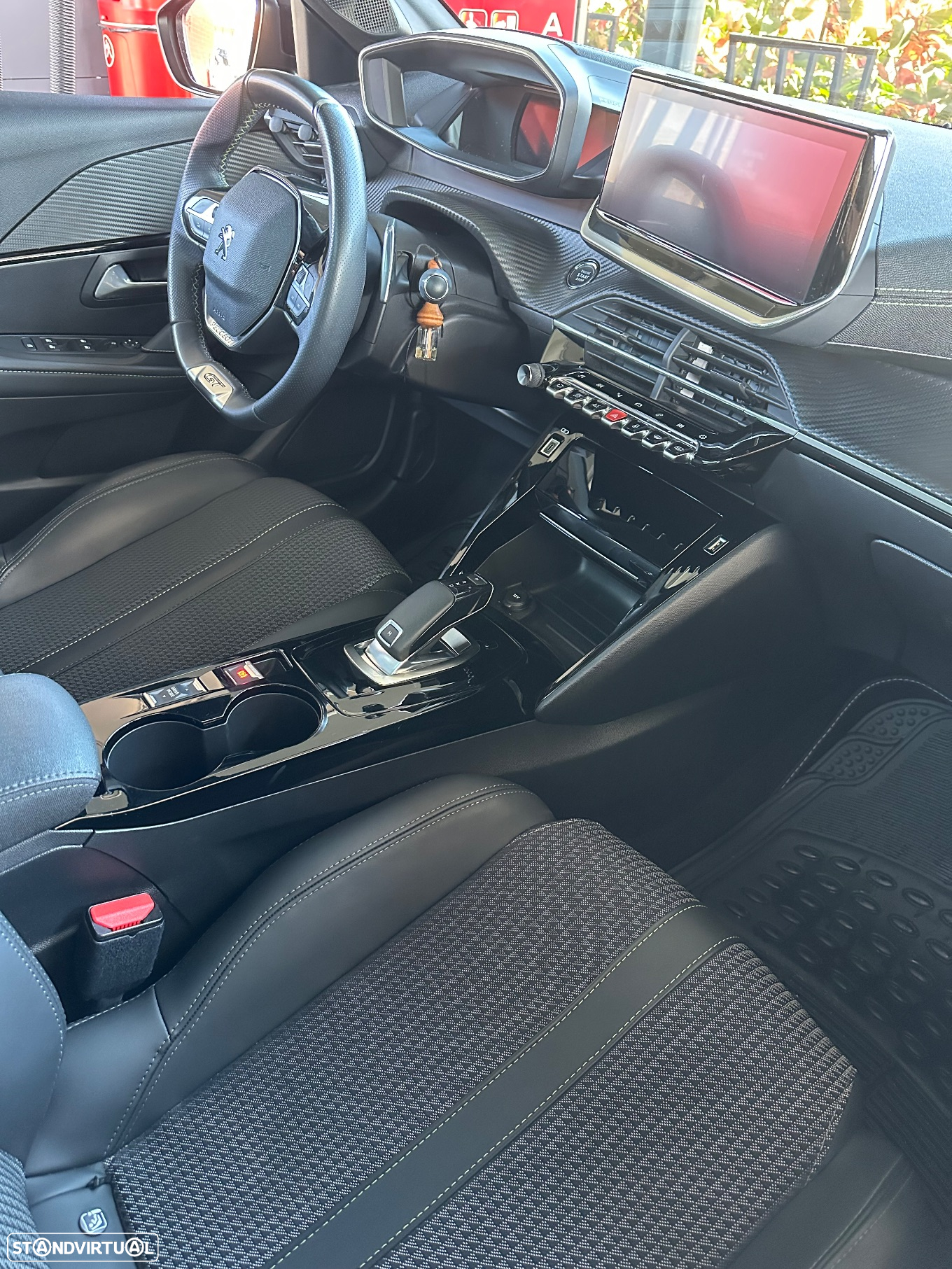 Peugeot 208 1.2 PureTech GT Line EAT8 - 11