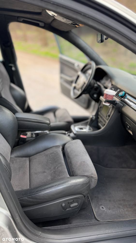 Audi S6 Avant 4.2 quattro - 25