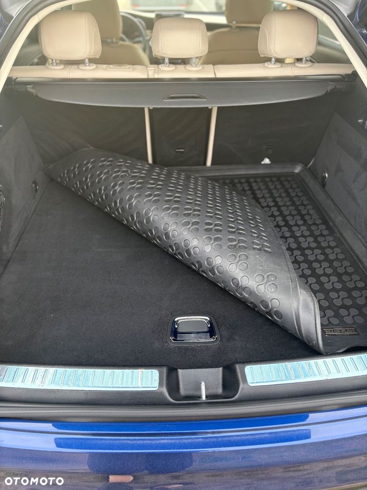 Mercedes-Benz GLC - 23