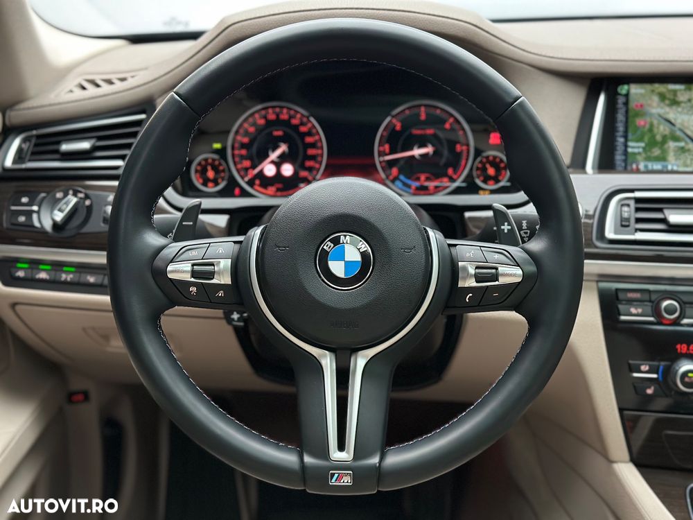 BMW Seria 7 740d xDrive - 9